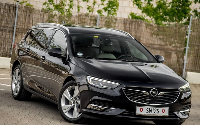 Opel Insignia cena 63900 przebieg: 139235, rok produkcji 2017 z Błażowa małe 781